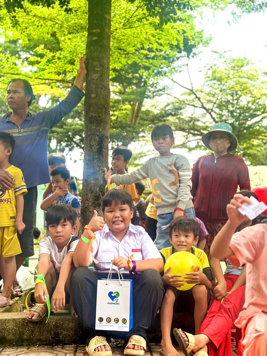 AUSMEDIC Chung Tay Gieo Mầm Yêu Thương Ở Mã Đà