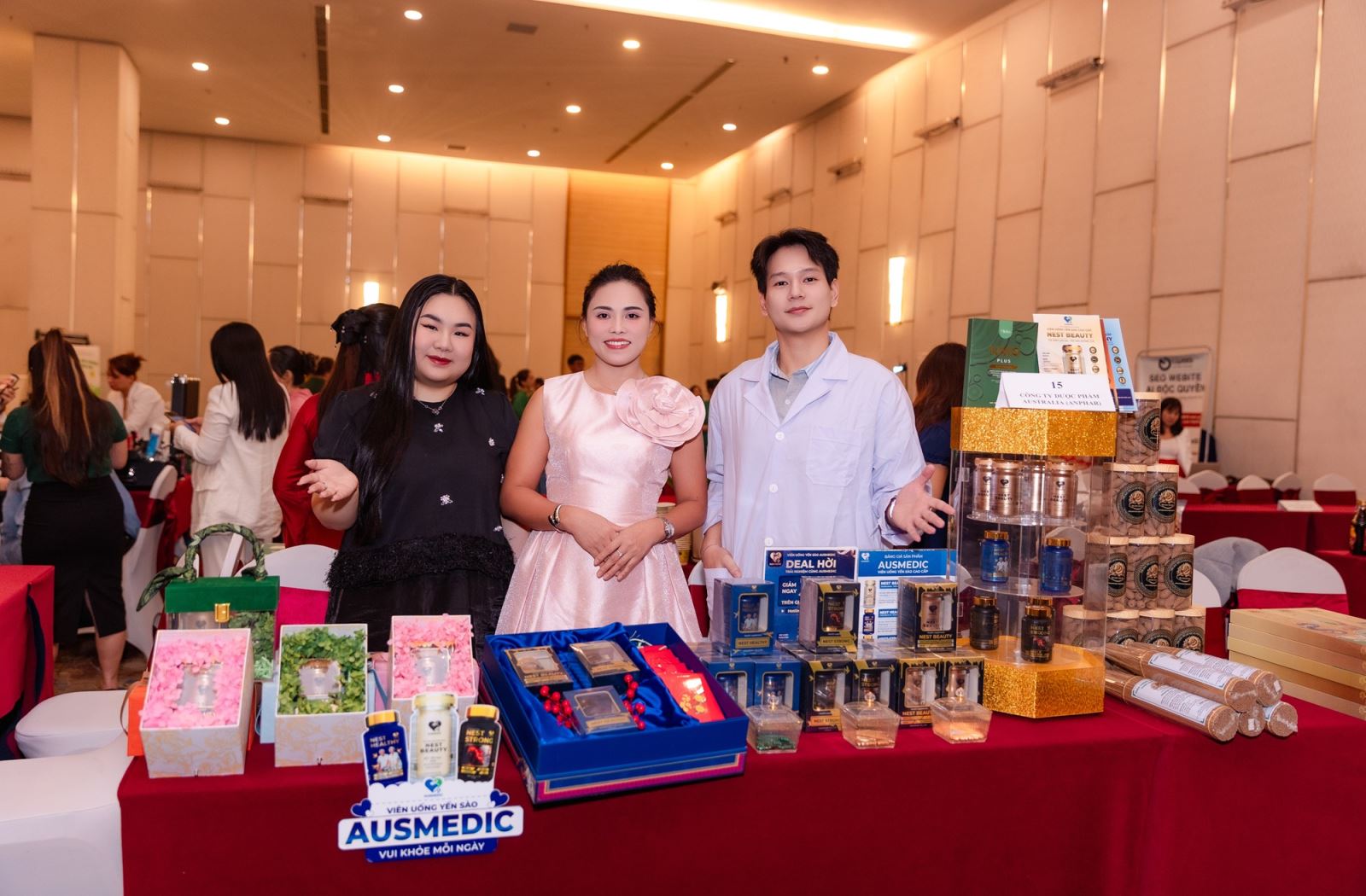 Ausmedic tham dự Trần Gia By Night – Mùa 10: Hào khí Đông A lan tỏa, Trần Gia tỏa sáng