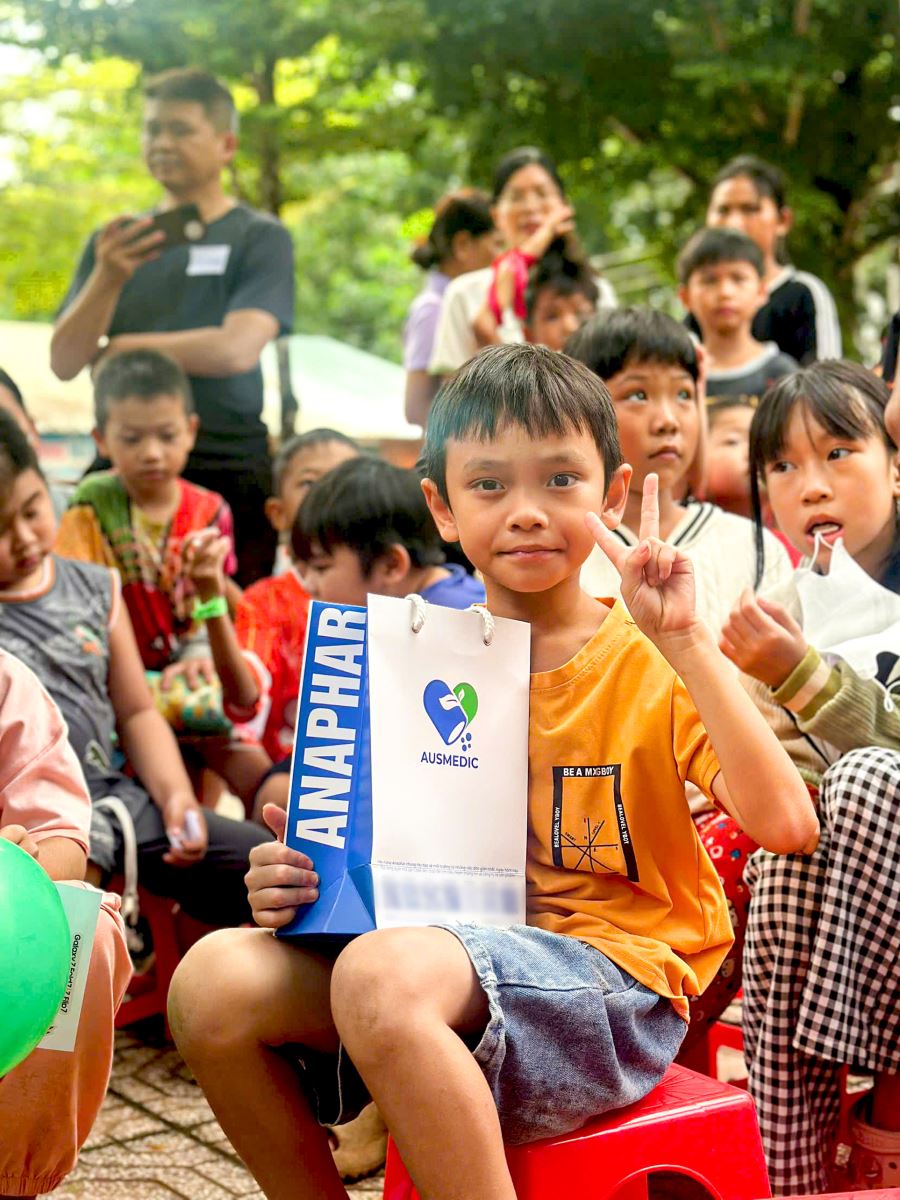 AUSMEDIC Chung Tay Gieo Mầm Yêu Thương Ở Mã Đà