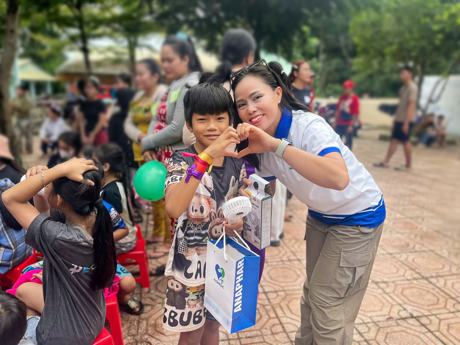 AUSMEDIC Chung Tay Gieo Mầm Yêu Thương Ở Mã Đà